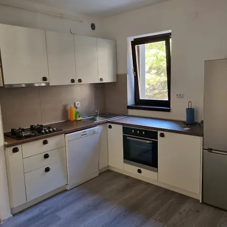 Apartament Maki